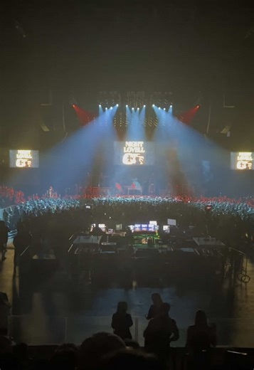 Incredible ASL Interpreter Experience at Bridgestone Arena