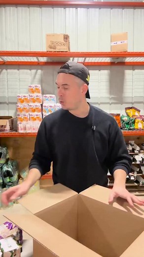 Let’s Pack An Order Of Moroccan Products! 📦🇲🇦 This order has it all from Moroccan semolina to tea and beyond. Did you know we carefully pack every order using biodegradable and recyclable materials to reduce our carbon footprint? 🔗 Want to see for yourself the range of Moroccan products we have to offer? Link in bio to shop 💕 . . #moroccanfood #moroccan #northafrican | bsaha