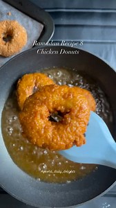 CHICKEN DONUTS (Ramadan Recipe 8) Crispy outside, cheesy inside — everyone will ask for this recipe! 📝 INGREDIENTS Chicken Mixture • Chicken mince – 500 g • Onion – 2 medium, grated • Bread crumbs – ½ cup • Hard cheese (cheddar/parmesan/mozzarella) – 1 cup, grated • Egg – 1 • Salt – to taste • Black pepper – ½ tsp • White pepper – ½ tsp • Chicken powder – ½ tsp • Paprika – ½ tsp • Chili flakes – ½ tsp (optional) ⸻ 🥣 FOR COATING Wet Batter • Plain flour – ½ cup • Salt – to taste • Black pepper 