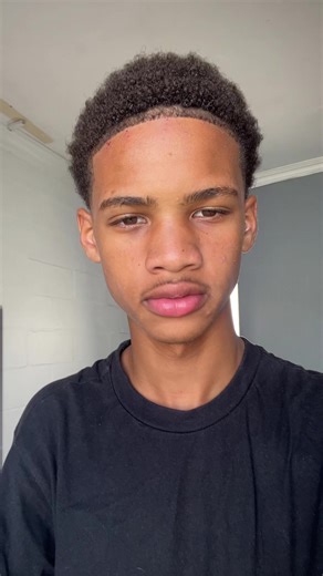 i luv my barber #viral #blowthisup #lightskin #fyp #xyzbca