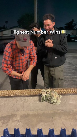 1.1M views · 10K reactions | Highest Number Wins Craps Table #casino #dice #craps #gambling #finance #fypシ | Jona LAX | Facebook