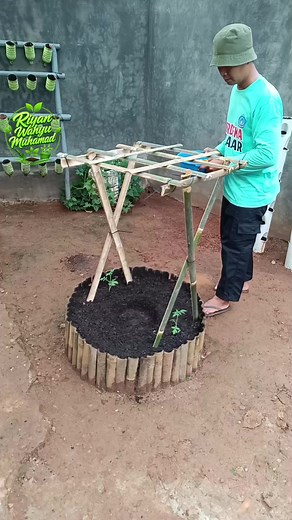 Manfaat Menimbun Bahan Organik di Bawah Media Tanam