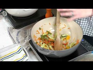 Le Creuset Cast Iron 7.5-qt Classic Chef's Oven with Glass Lid on QVC