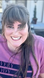 42K views · 1K reactions | Channeling my inner K-pop, Like Jennie! @Jennyrubyjane #LikeJennie #JennieDance #Kpop #blackpink #제니#kpopera #DanceVibes #TikTokTrend #KpopEnergy #케이팝댄스 #라이크제니 | KayCee Stroh | Facebook