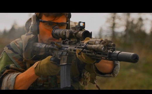 最好的战斗步枪——Knight's Armament SR-15【致命机翻】