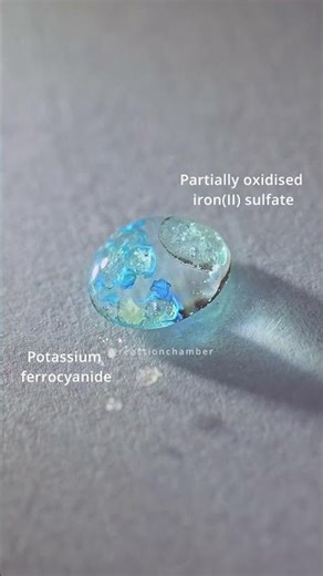 Prussian blue formation in a water droplet 🌊💙