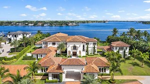 Jupiter's waterfront real estate sees record sale with home on Loxahatchee River near inlet