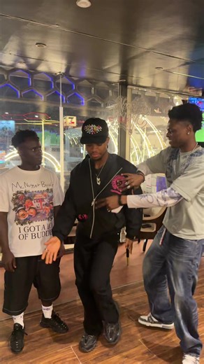 Exploring Gilmore Girls: A Year In The Life