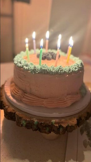 Basic Cake Buttercream Frosting Tutorial ~ Using Knife ~ Piping Bag and Star Tip