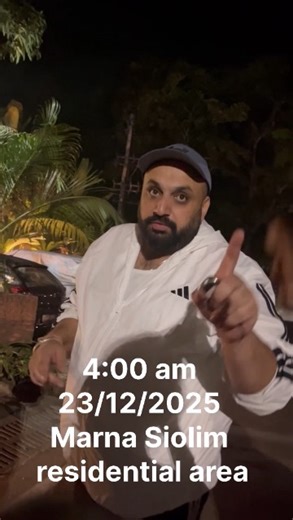 Aaron Fernandes on Instagram: "* “SOME NORTH INDIANS” After blasting music in a residential area, unauthorised driving of a rented jeep into a property destroying everything, threatening residents and staff to drive over and crush him against the gate ,destroying the entire room, smashing the tv and furniture and 2 hours later, the Police still haven’t arrived after 3 registered complaints. #noisepollution#marna#siolim#tokerjoker7#growingupingoa#siolim#punjabitourist#thirdclass#vivagoa#policegoa