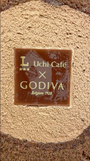 爆弾級カロリー！ローソン新商品！GODIVAとコラボした「ショコラロールケーキ」甘すぎない濃厚なチョコが最高においしかった #コンビニ #新商品 #ローソン #godiva #スイーツ #グルメ