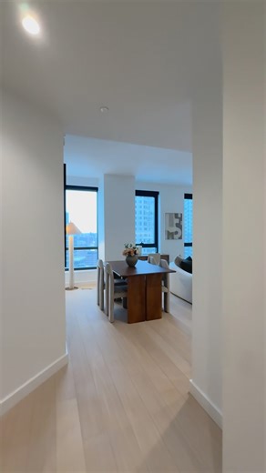 The Brook BK on Instagram: "Essential Brooklyn living means room to breathe, and views to match. Our one-bedroom residences are designed for modern comfort and effortless style. Floor-to-ceiling windows frame stunning sunsets over the New York Harbor, while wide-plank white oak flooring, custom Italian cabinetry, quartz countertops, and stainless steel appliances bring sophistication to every corner. Thoughtful touches like keyless entry, in-home washer and dryer, gracious walk-in closets, custo