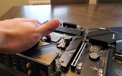 The MSI MAG B650 Tomahawk WIFI Motherboard ｜ Unboxing, Installation, BIOS, & Rev