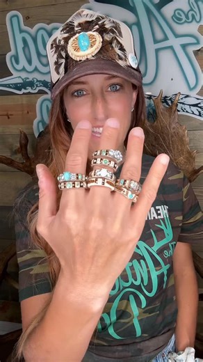 The Antlered Doe ™ on Instagram: "Nature inspired bridal sets 🩵 made from genuine antler #theantlereddoe #antlerjewelry #altjewelry #antlerring #uniqueweddingring #uniqueengagementrings #carving"