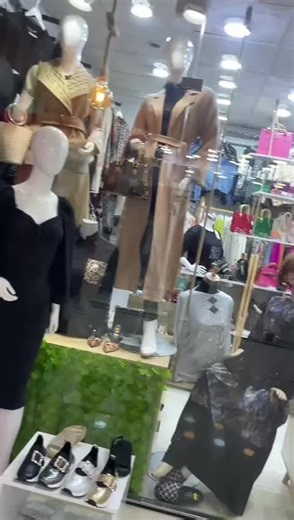 Vidéos de Mido Alger (@mido.alger5) avec Khayef Yadouhali - Cheb Didine & Cheba Yamina