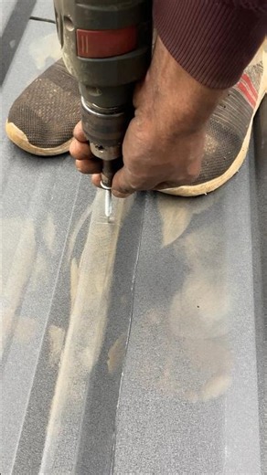 Self drilling screw install #fabrication #welding #umerwelder #shortsfeed #shorts