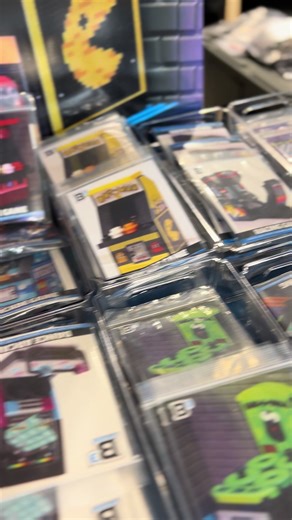 Custom LEGO Arcades and Vending Machines Showcase