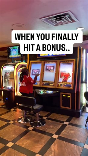 The machines can be so rude sometimes! #gambling #slots #casino #money #comedy | Tanya & Dave V.