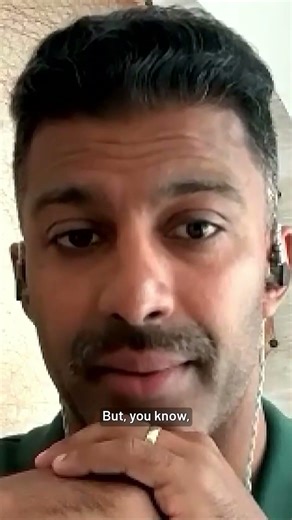 Viral video shows delivery robot crashing into CTA bus shelter in West Town