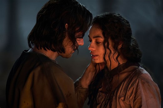 'The Rings of Power' showrunners and star tease Isildur's season 2 romance