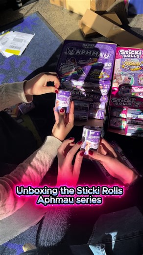 Unboxing Sticki Rolls x Aphmau Capsules: Magic Awaits!