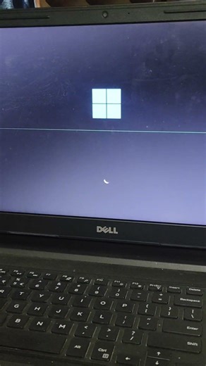 Me running windows 11 on Intel core i5 7th gen be like 💀