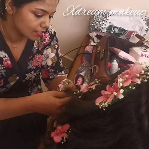 ❣️✨When virtue and modesty enlighten her charms, the lustre of a beautiful woman is brighter than the stars of heaven, and the influence of her power it is in vain to resist! 💄Makeup alone is not enough to make her look complete! In order for a woman to look absolutely grand and luxurious, magnificent and majestic, Everything from the head to toe must be perfectly adorned on her! 💁🏻‍♀️Her Hairstyling in such a way that it exaggerates the beautiful makeup on her physiognomy! 👗Her bridal attir