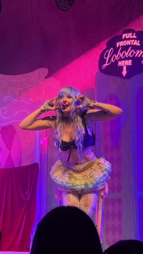 Full frontal #ashnikko #smoochies #fyp