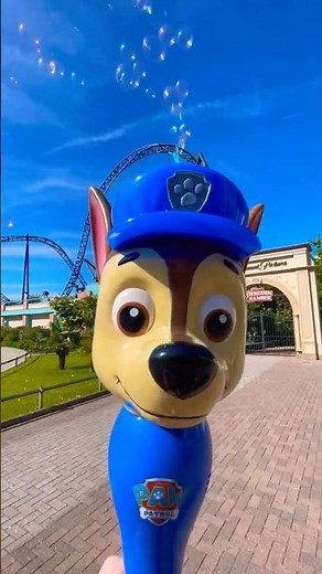 PAW Patrol Chase Hund Seifen blasen im Movie Park Germany