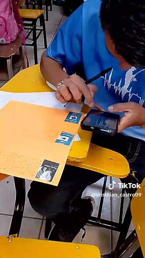 Generaciones de Computadoras: Línea del Tiempo Visual