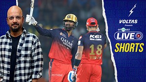 Cool Krunal Pandya takes #RCB across the line vs #DC in a tricky chase 🏏 Murali Kartik & Shaun Pollock heap praise, on Cricbuzz Live #IPL2025 #DCvRCB My Voltas | cricbuzz