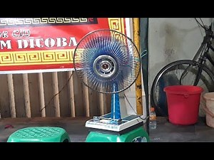 1980's Sanyo 12" Oscillating Desk Fan W/ Light | Quick Video