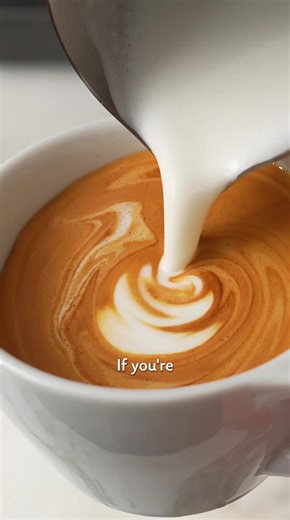 Struggling with your latte art? Let's go back to basics 👇🏼☕ Tip 1: Steam your milk correctly Tip 2: Adjust your pouring speed Tip 3: Start simple! Have more coffee brewing questions? Check out our other home barista videos and blog for more ☕🔗 #theespressoclub #homebarista #latteart #coffeetips