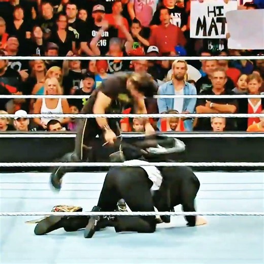Seth Rollins vs. Kane: The Ultimate Rivalry! 💥
