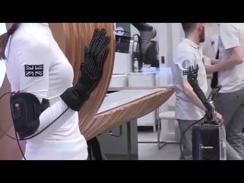 This Robot Chef Has Mastered Crab Bisque