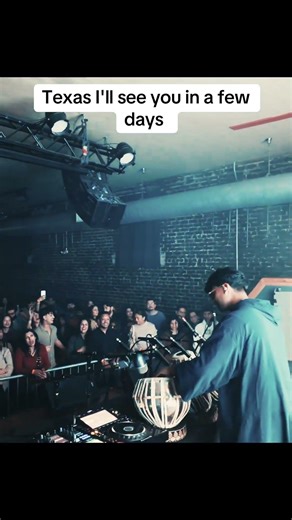 When tabla meets electronic music #electronicmusic #tabla #dj