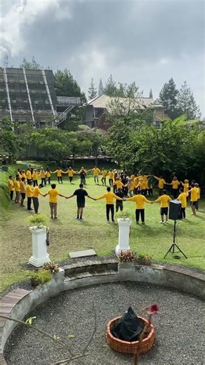 OUTING KANTORMU MAKIN SERU DENGAN GAME INI! #icebreaking #fungames #outbound #outing #games #fun