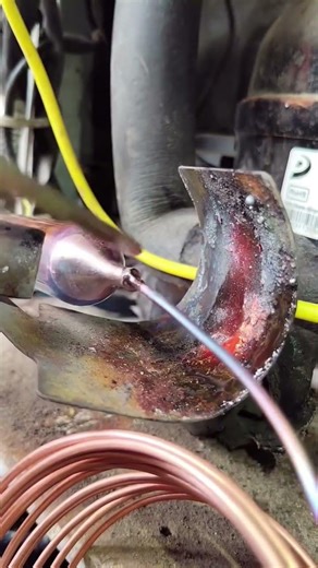 New caplary tube brazing 😱 #youtuber #tecnician #shorts #ytshorts #viralvideos #instagram #trending