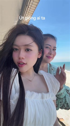 Út Giống Ai Ta - Khám Phá Vẻ Đẹp Của Katherine Minh Vy