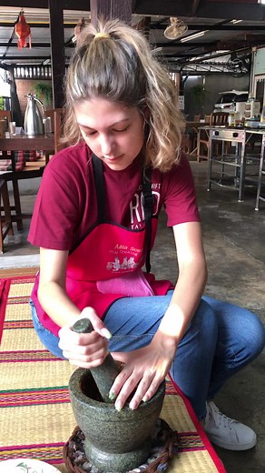 Brazilian Girl Making Curry Paste - Thai Cooking Tutorial