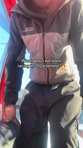 Snowpants restock is live🔥#skipants #skioutfit #baggyskipants #threadspants #racing