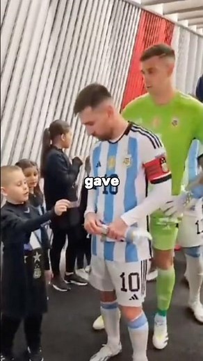 "This small gesture before the match changed everything for Messi and Dibu 🏆✨"#shots #viral