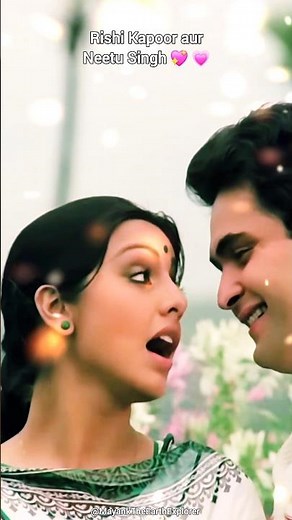 😍 Tere Chehre Se Nazar Nahin Hatti | Rishi–Neetu Romantic Old Song 💖 Evergreen Vibes | #shorts