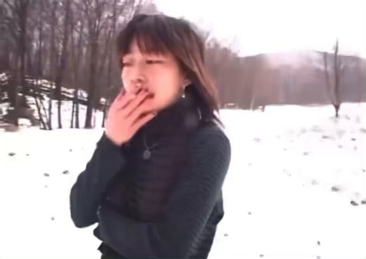 oi posso falar? sinto sua falta o tempo todo, fico esperando uma mensagem sua todos os dias kkkkk brincadeira, primeiro de abril kkkk sla