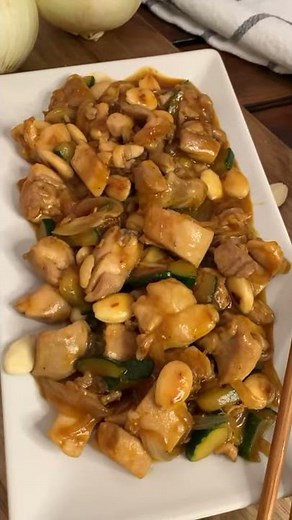 Pollo con Almendras estilo chino