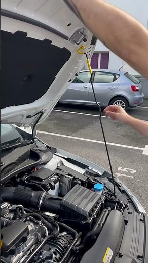 Comment ouvrir et fermer son capot de voiture 🔒 #permis #conseilsauto #tuto #autoecole