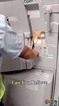 Don't Touch That Handle #Plane #Aviation #Maintenance #foryoupage #Knowledge #reels #foryou #explore