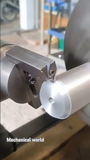 Lathe radius tool