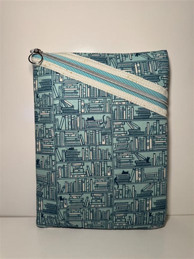 Cat Library Quilted Book Sleeve - Etsy