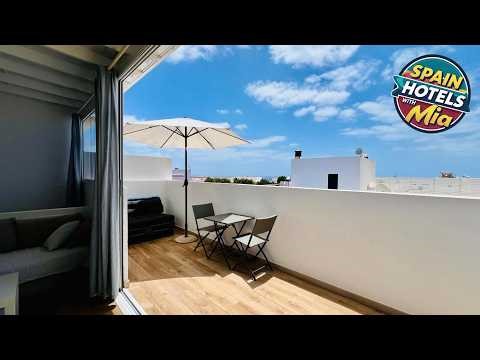 Alojamiento Vacacional con balcon La Vela | Macher, Spain | Hotel Review 🛏️